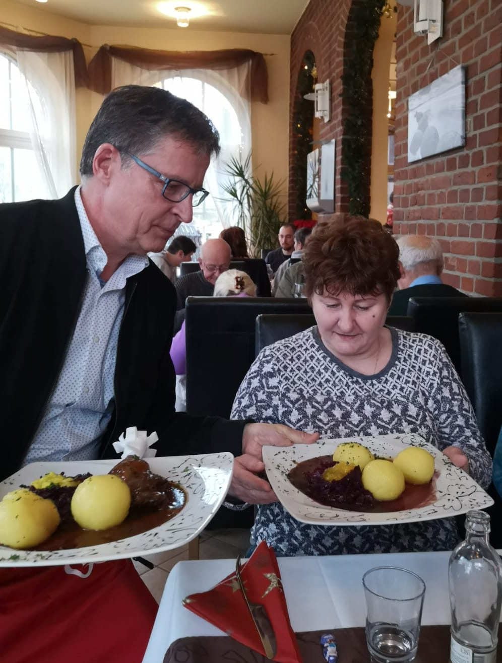 Ganz Viel Gans Ganseessen Fur Bedurftige Im Restaurant Haus Am